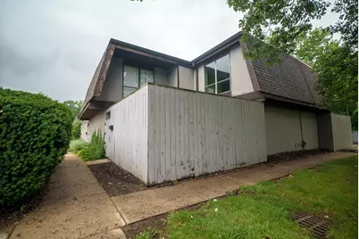 5475 Worthington Forest Place, Columbus, OH 43229 - Photo 1
