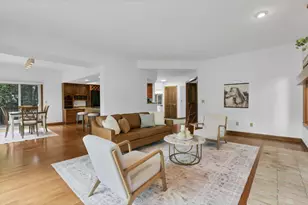2252 Sedgwick Dr, Columbus, OH 43220 - Photo 13