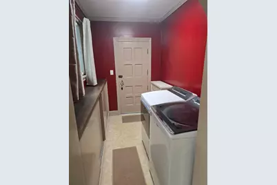 404 E Chillicothe Avenue, Bellefontaine, OH 43311 - Photo 21