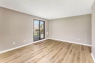 4117 Karl Rd, Columbus, OH 43224 - Photo 15