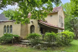 4469 Rosemary Pkwy, Columbus, OH 43214 - Photo 3