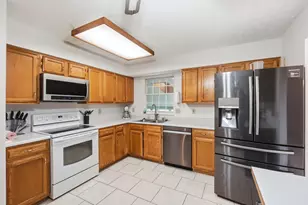 5151 Moonmist Ct, Columbus, OH 43228 - Photo 9