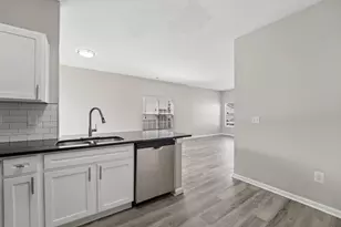 7621 Lorimar Dr, Reynoldsburg, OH 43068 - Photo 11