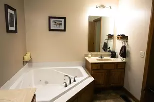 18160 Old Mansfield Rd, Fredericktown, OH 43019 - Photo 17