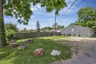 1827 E Lakeview Ave, Columbus, OH 43224 - Photo 7