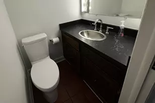 561 S 5th St, Columbus, OH 43206 - Photo 13