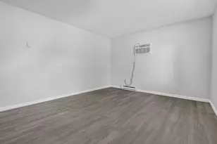 5401 Adderley Ave, Columbus, OH 43232 - Photo 13