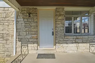 571 S Hague Ave, Columbus, OH 43204 - Photo 7
