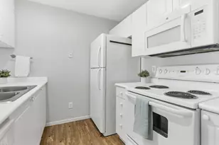 1945 Bashan Dr, Columbus, OH 43228 - Photo 9