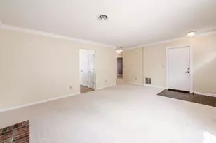 6368 Chelsea Glen Dr, Canal Winchester, OH 43110 - Photo 5
