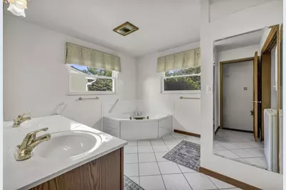 2052 Haviland Road, Columbus, OH 43220 - Photo 15