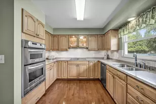 2052 Haviland Rd, Columbus, OH 43220 - Photo 21