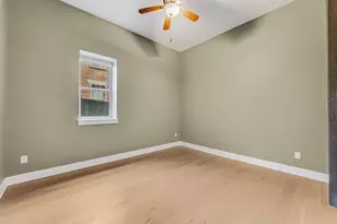 909 Gustavus Ln, Columbus, OH 43205 - Photo 13