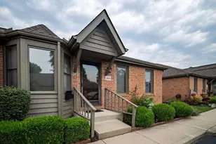 1406 Pegwood Dr, Columbus, OH 43229 - Photo 1