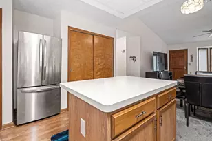 1406 Pegwood Dr, Columbus, OH 43229 - Photo 5