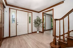 366 Bailey Pl, Columbus, OH 43235 - Photo 7