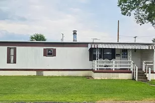 1570 E Main St, Lancaster, OH 43130 - Photo 1