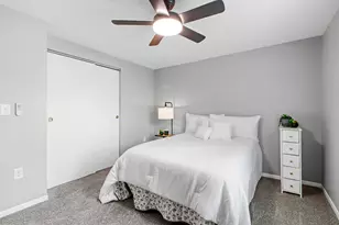 862 Eliots Oak Rd, Columbus, OH 43228 - Photo 13