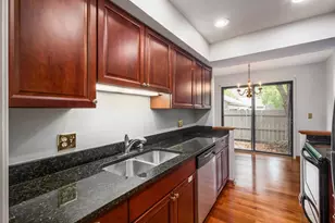3132 Walden Ravines, Columbus, OH 43221 - Photo 13