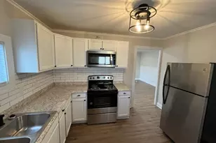 2067 Rankin Ave, Columbus, OH 43219 - Photo 3