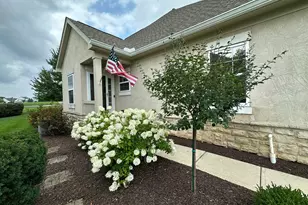 7506 Deer Valley Crossing, Powell, OH 43065 - Photo 3