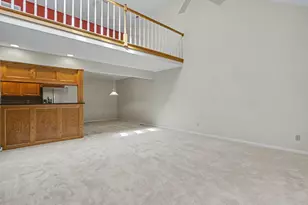 213 Shannon Ln, Granville, OH 43023 - Photo 3