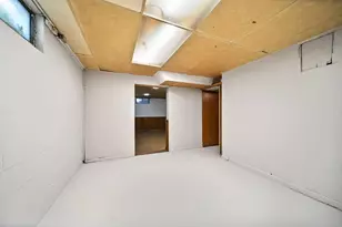 881 S Brinker Ave, Columbus, OH 43204 - Photo 41