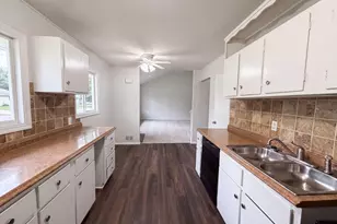 1175 Country Club Rd, Columbus, OH 43227 - Photo 15