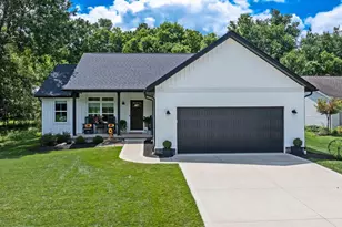 2776 Apple Valley Dr, Howard, OH 43028 - Photo 1