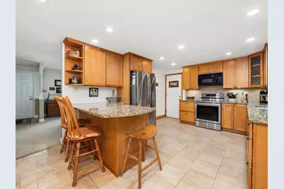 6777 Merwin Road E, Columbus, OH 43235 - Photo 9
