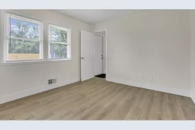 64 Lowell Road, Columbus, OH 43209 - Photo 11