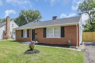 64 Lowell Rd, Columbus, OH 43209 - Photo 1