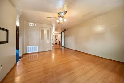 839 Bradwell Drive, Columbus, OH 43207 - Photo 5