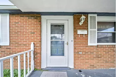 839 Bradwell Drive, Columbus, OH 43207 - Photo 3