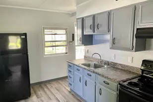 484 S Hampton Rd, Columbus, OH 43213 - Photo 5