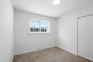 3389 Dillward Dr, Columbus, OH 43219 - Photo 25