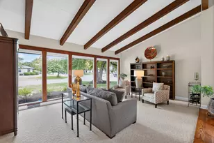 2567 Scottwood Rd, Columbus, OH 43209 - Photo 9