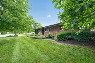 2567 Scottwood Rd, Columbus, OH 43209 - Photo 5