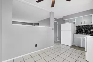 1746 Pine Tree St S, Columbus, OH 43229 - Photo 21