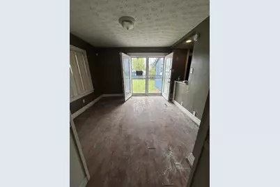 2397 Sullivant Avenue, Columbus, OH 43204 - Photo 5