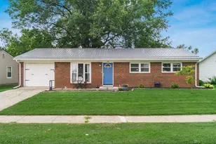 129 Lincolnshire Rd, Columbus, OH 43230 - Photo 1