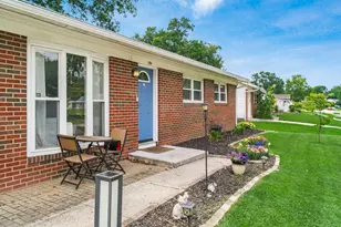 129 Lincolnshire Rd, Columbus, OH 43230 - Photo 3