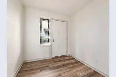 428 Edinburgh Road, Dublin, OH 43017 - Photo 3