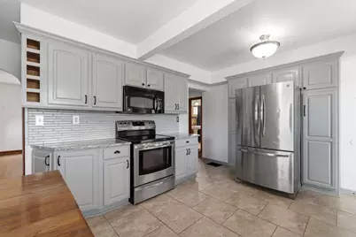 395 N Main Street, Johnstown, OH 43031 - Photo 11