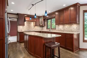 978 Valleyview Dr, Westerville, OH 43081 - Photo 9