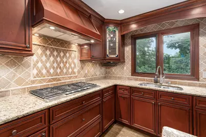 978 Valleyview Drive, Westerville, OH 43081 - Photo 7