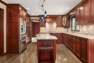 978 Valleyview Drive, Westerville, OH 43081 - Photo 5