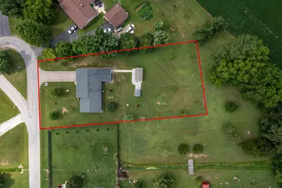 4049 Walnut Grove Circle, Urbana, OH 43078 - Photo 9