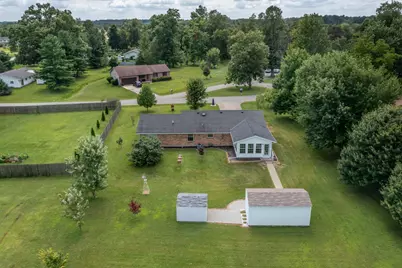 4049 Walnut Grove Circle, Urbana, OH 43078 - Photo 11