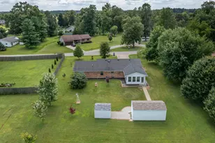 4049 Walnut Grove Cir, Urbana, OH 43078 - Photo 11